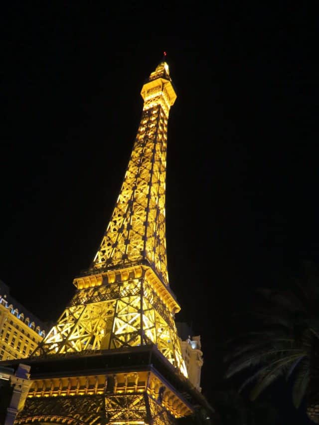 Tourist Attractions in Las Vegas To Light Up Your Life Story