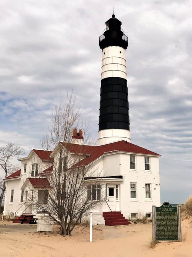 How to Take a Fall Color Tour in Ludington, Michigan Story