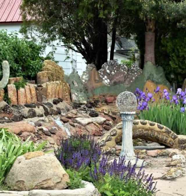 What To See in The Grassroots Art Capital of Kansas Story