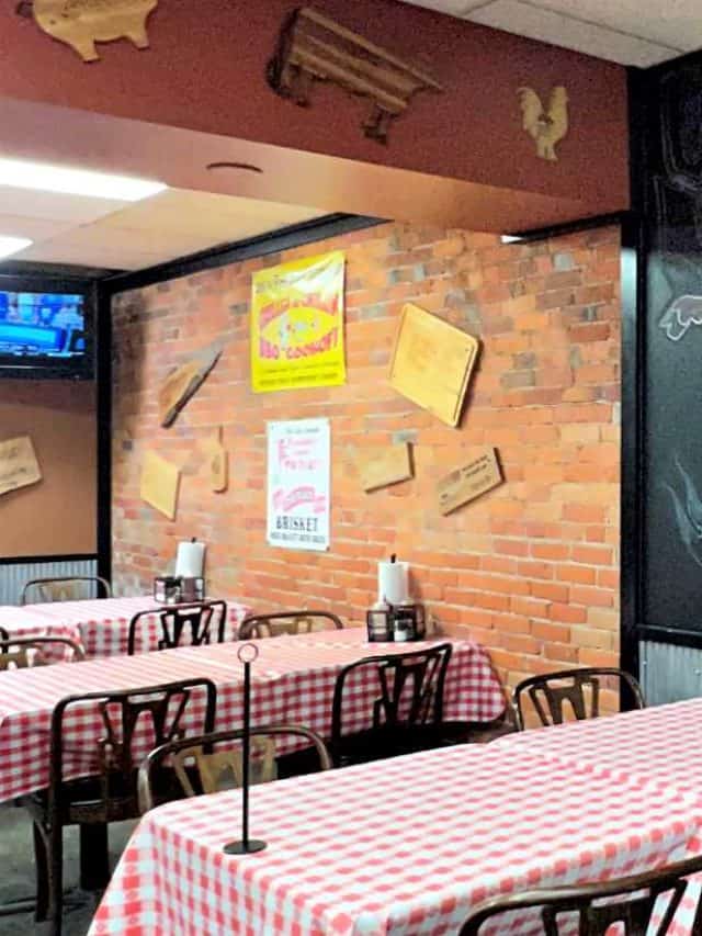 Restaurants You Must Try in Fort Wayne, Indiana Story Follow The Piper