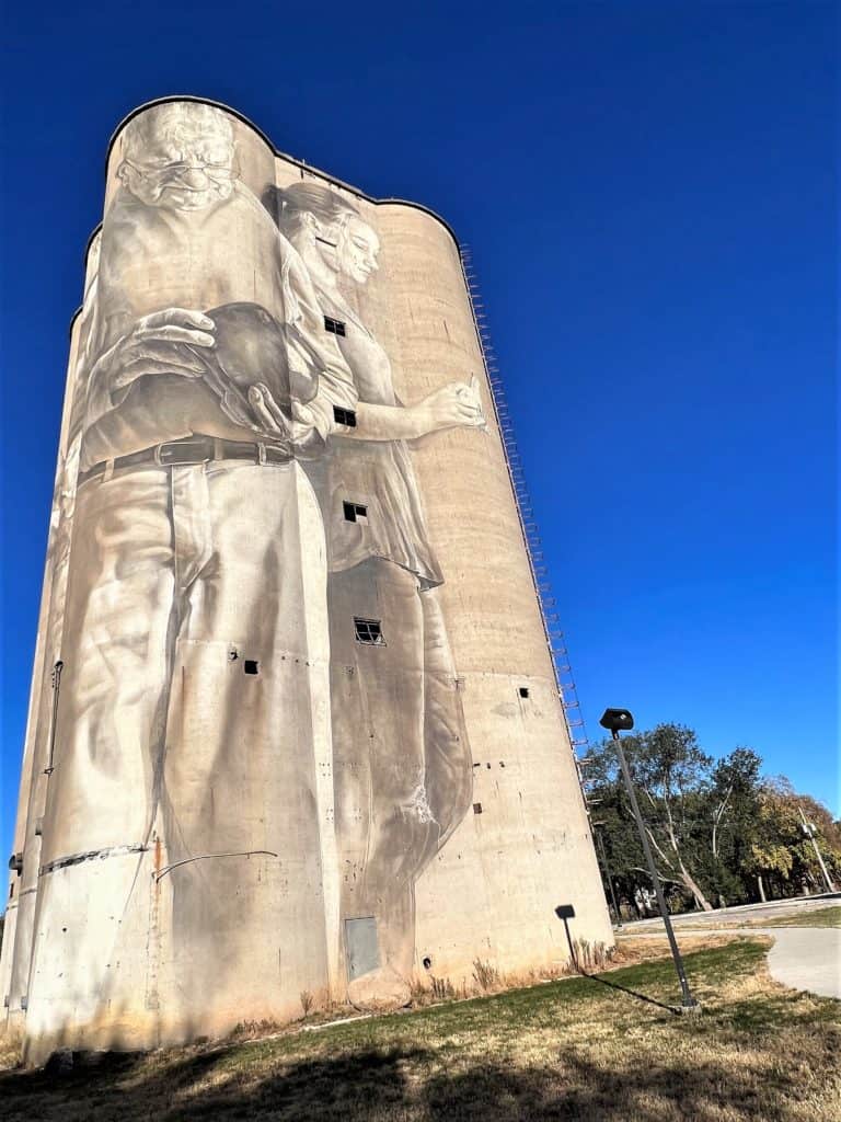 The Grain Silo Mural in Fort Dodge, Iowa