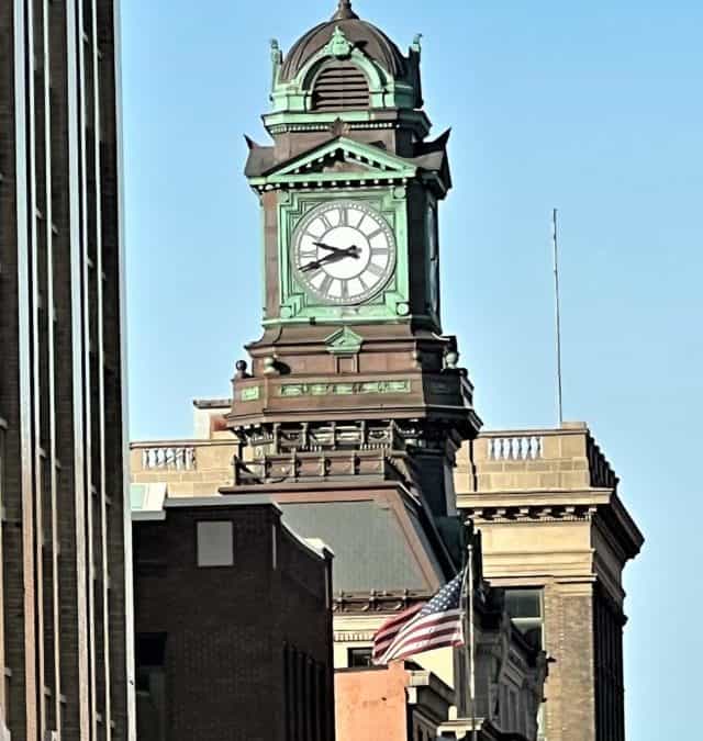 Things to Do in Fort Dodge, Iowa with Grandkids Story