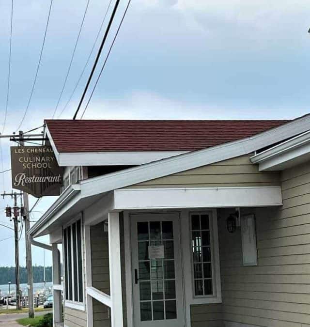 A Trip To The Restaurant At The Les Cheneaux Culinary School Story