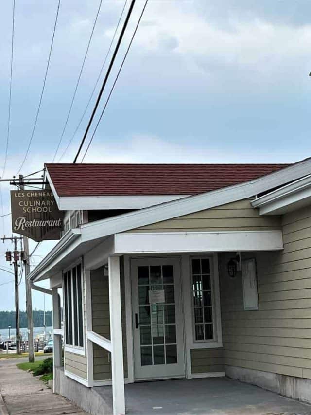 A Trip To The Restaurant At The Les Cheneaux Culinary School Story