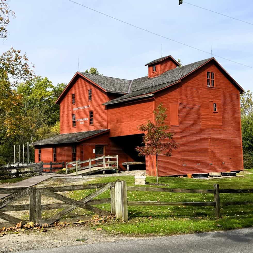 A Guide to the Best Things to Do in Shipshewana, Indiana Follow The Piper