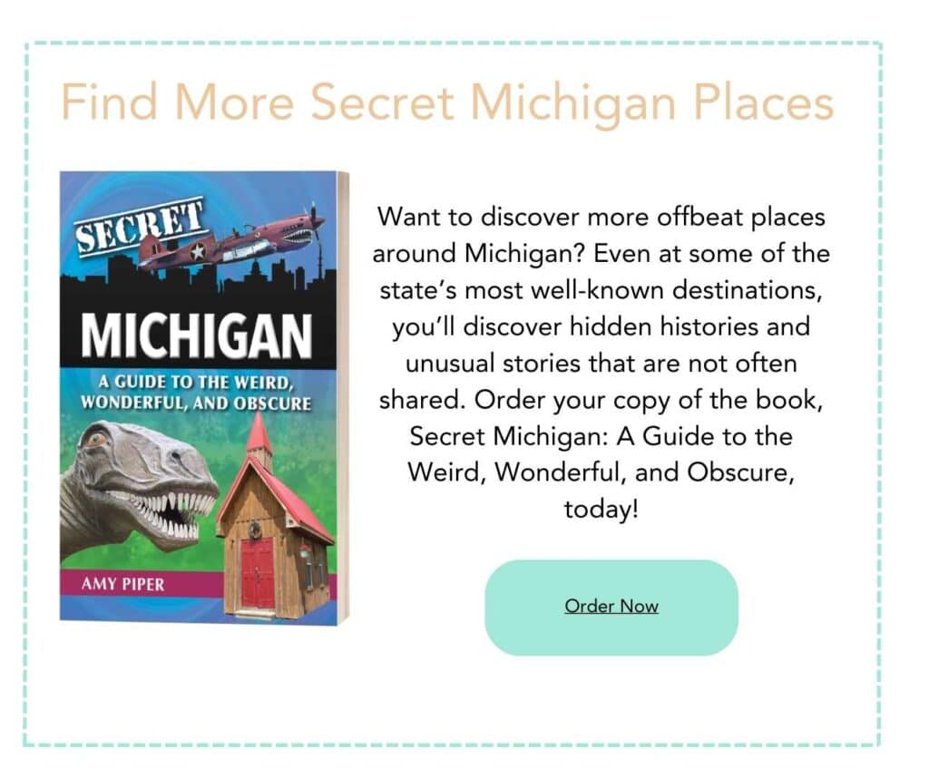 Secret Michigan Book Cover