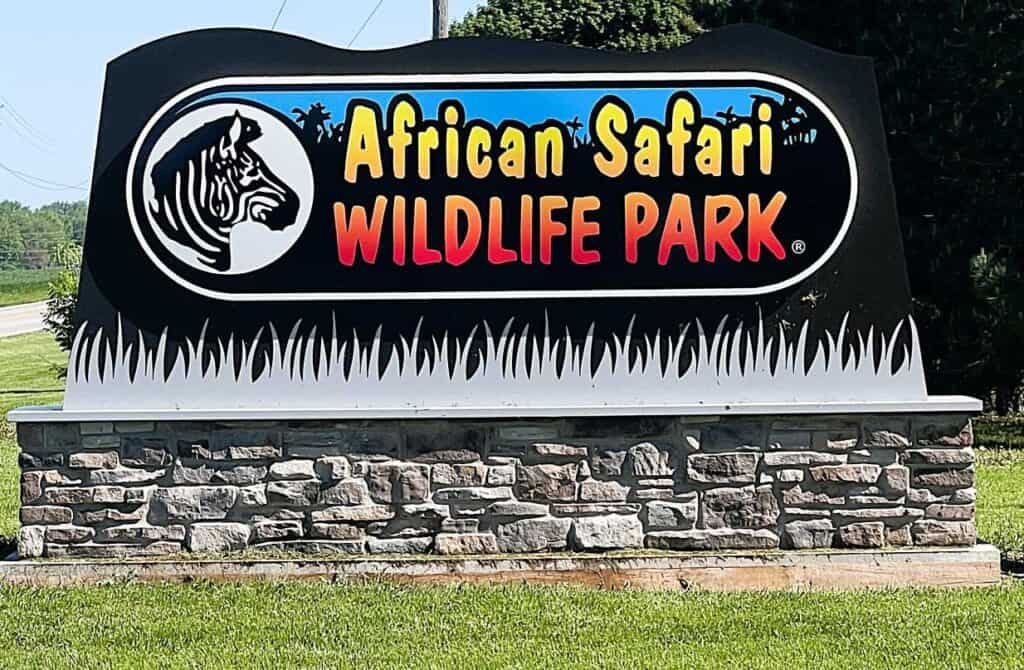 African Safari Wildlife Park Signage