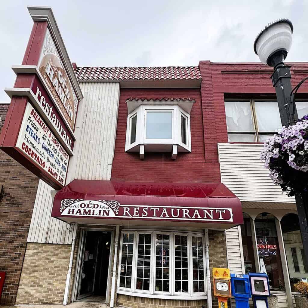 Old Hamlin Restaurant Exterior