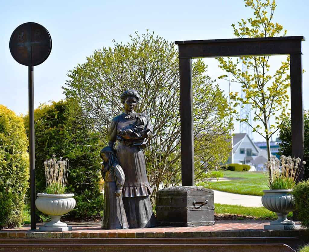 The Dummy Train by George Lundeen