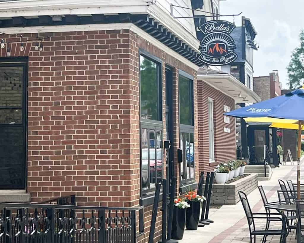 Bella's Wood Fire Pizzeria